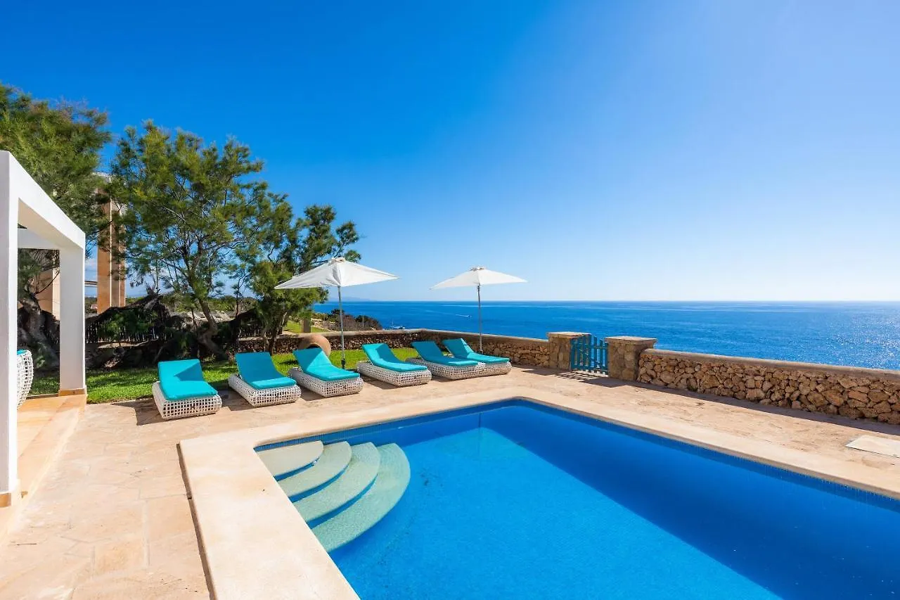 Villa Domus Alba B Portocolom  Holiday home